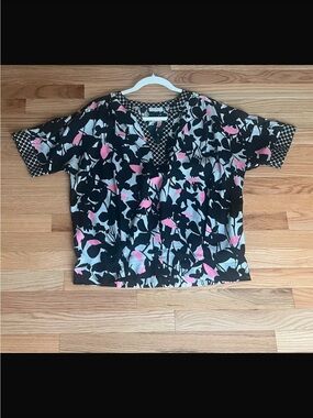 New York & Company Black Floral Short Sleeve Blouse with Pink Accents